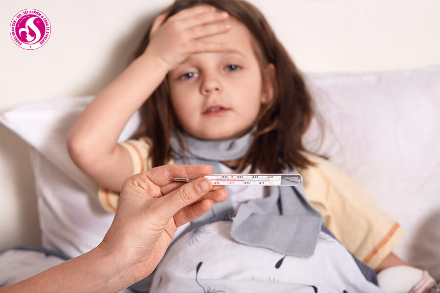 Sốt cao co giật ở trẻ